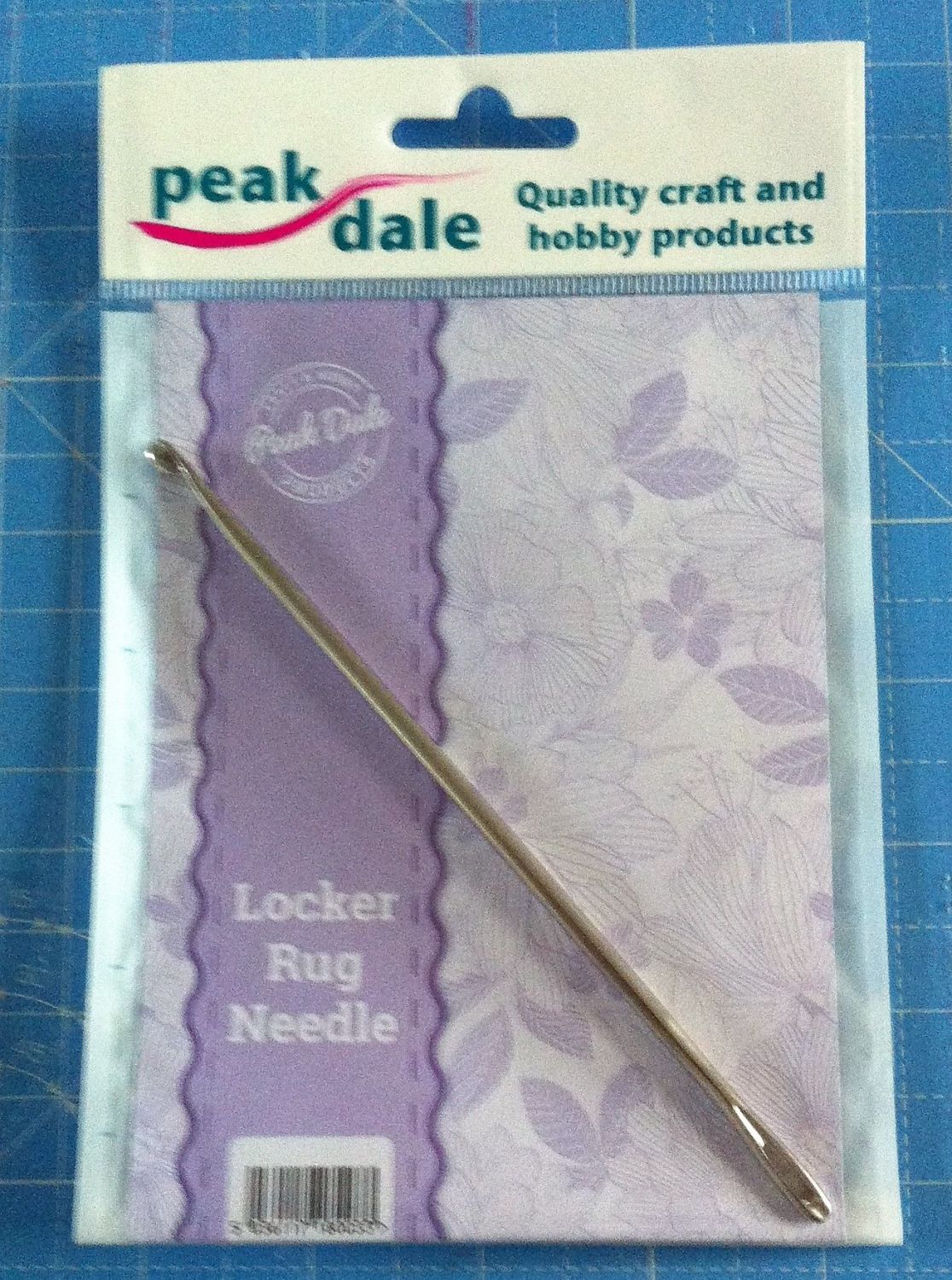 Locker rug needle