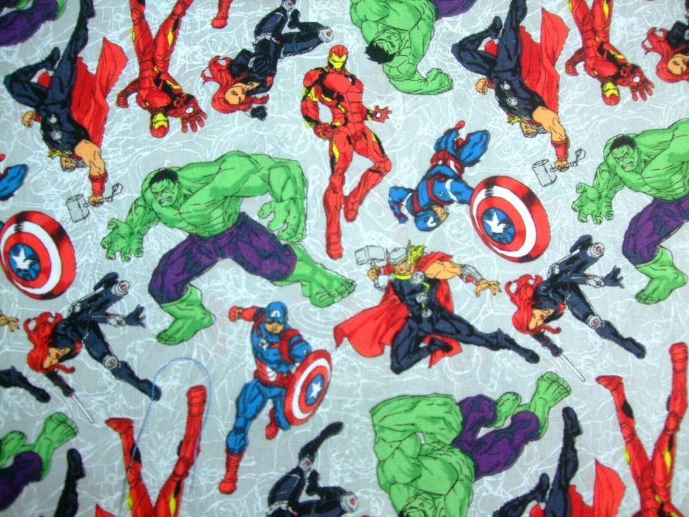 HERO AVENGERS DC COMICS HEROINES MARVEL 100% cotton patchwork quilt FABRIC