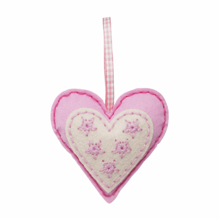 Felt kit make your own heart  GCK016 by Trimits
