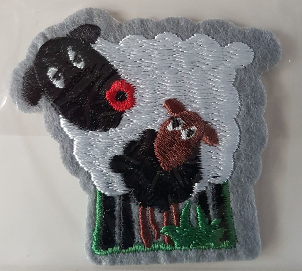 Groves stick on or sew on motif sheep and lamb