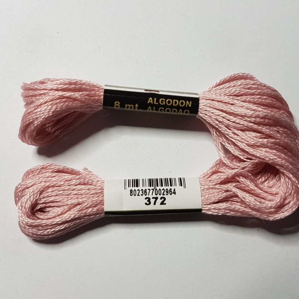 Mouline embroidery yarn ISPE 372 / coats 36