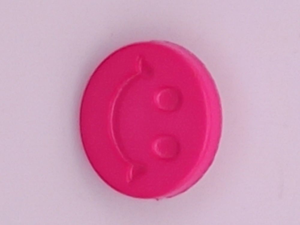 Buttons: Pink emoji smiley face approx 15mm shank fix