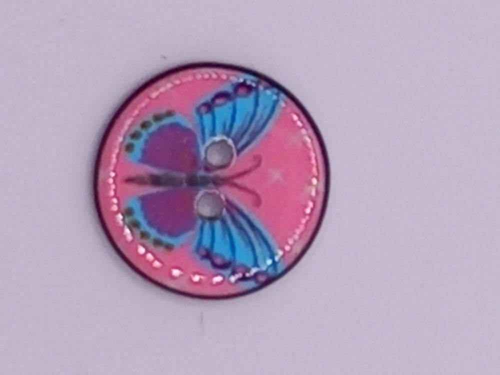 Buttons: Pink Butterfly approx 14mm shank fix