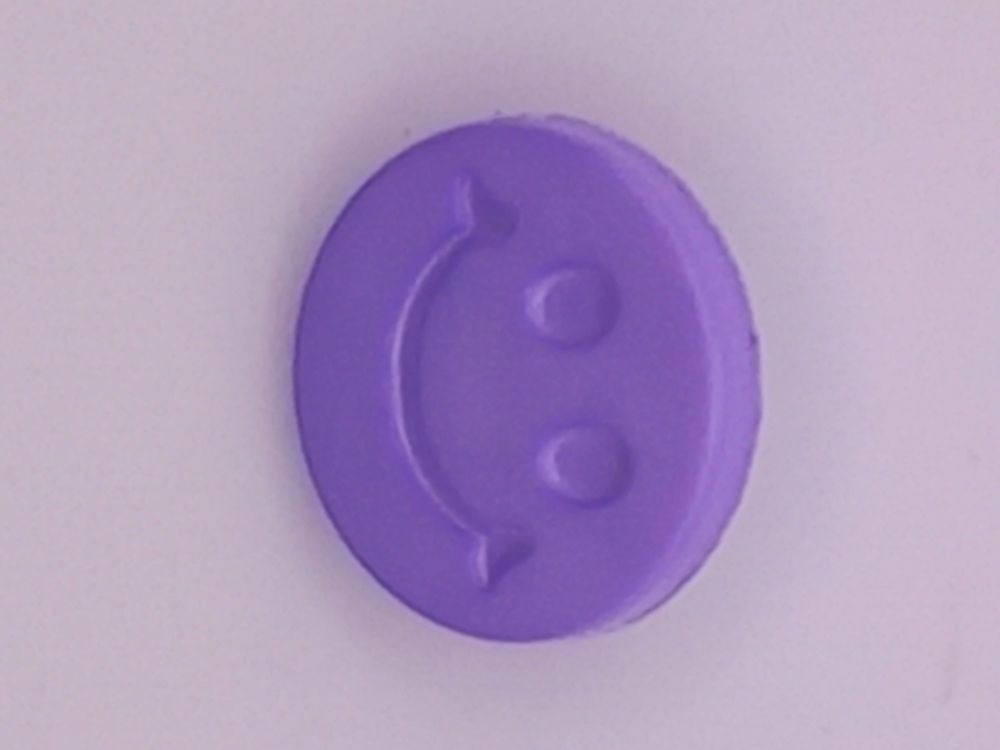 Buttons: Lilac emoji smiley face approx 15mm shank fix