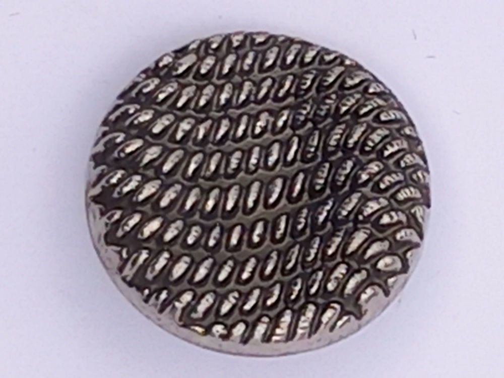 Buttons: chain mail approx 20mm shank fix