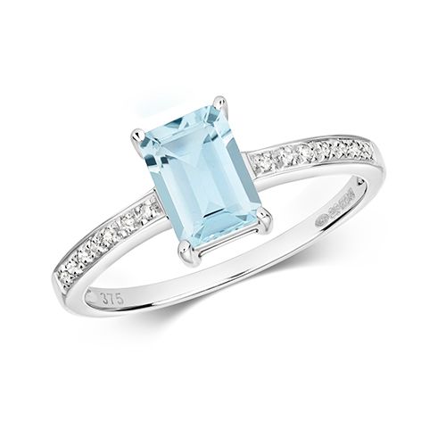 9CT DIAMOND & EMERALD CUT AQUA W/G