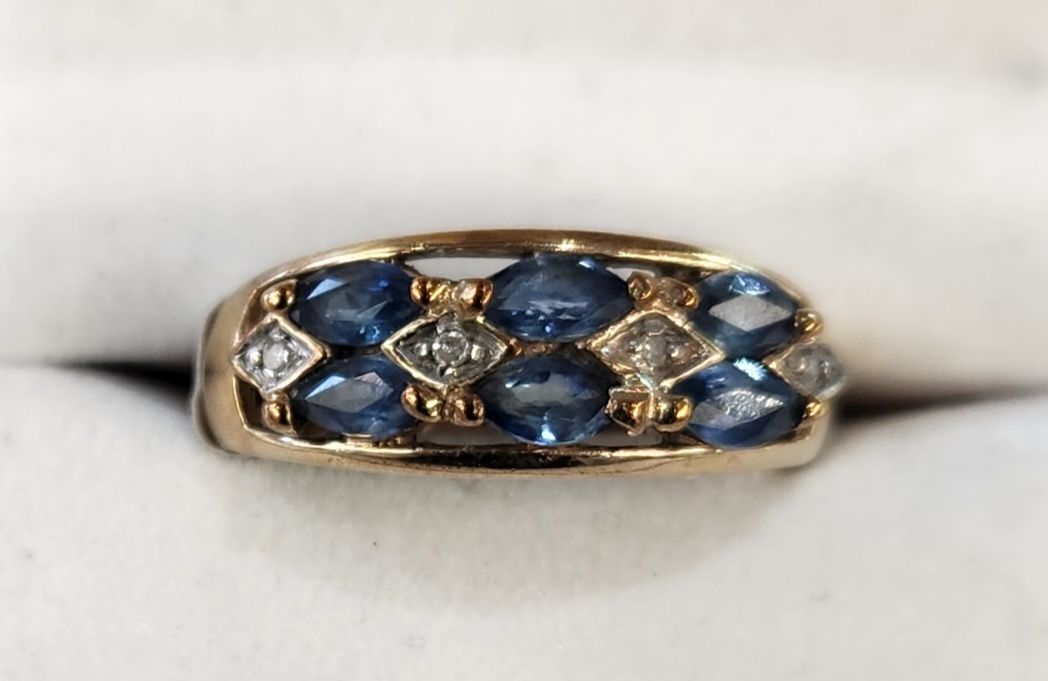 9ct Sapphire and Diamond Ring