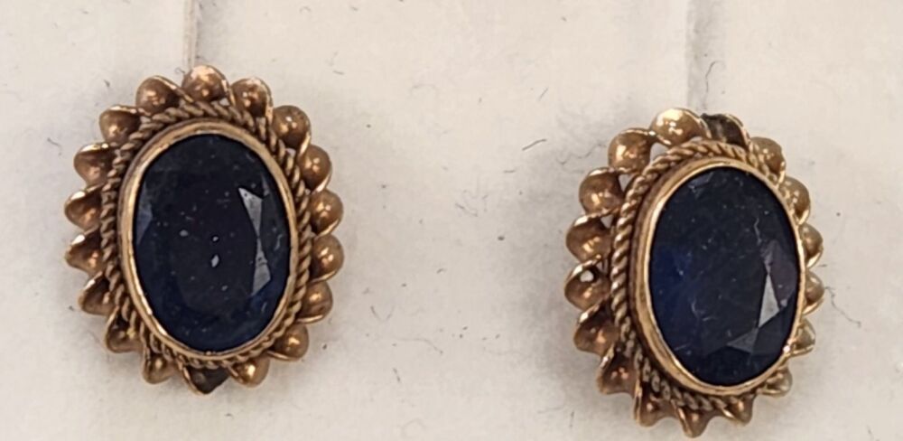 9ct Sapphire Earrings