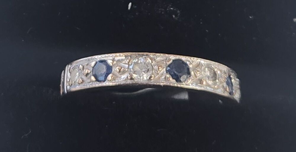 9ct Sapphire and Diamond ET Ring