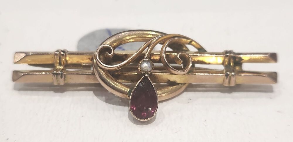 9ct Amethyst and Pearl Brooch