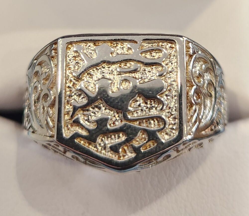 Silver England Ring