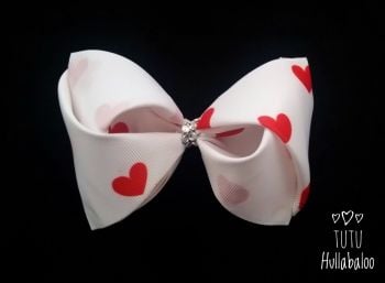 Hearts Twisted Tux Bow