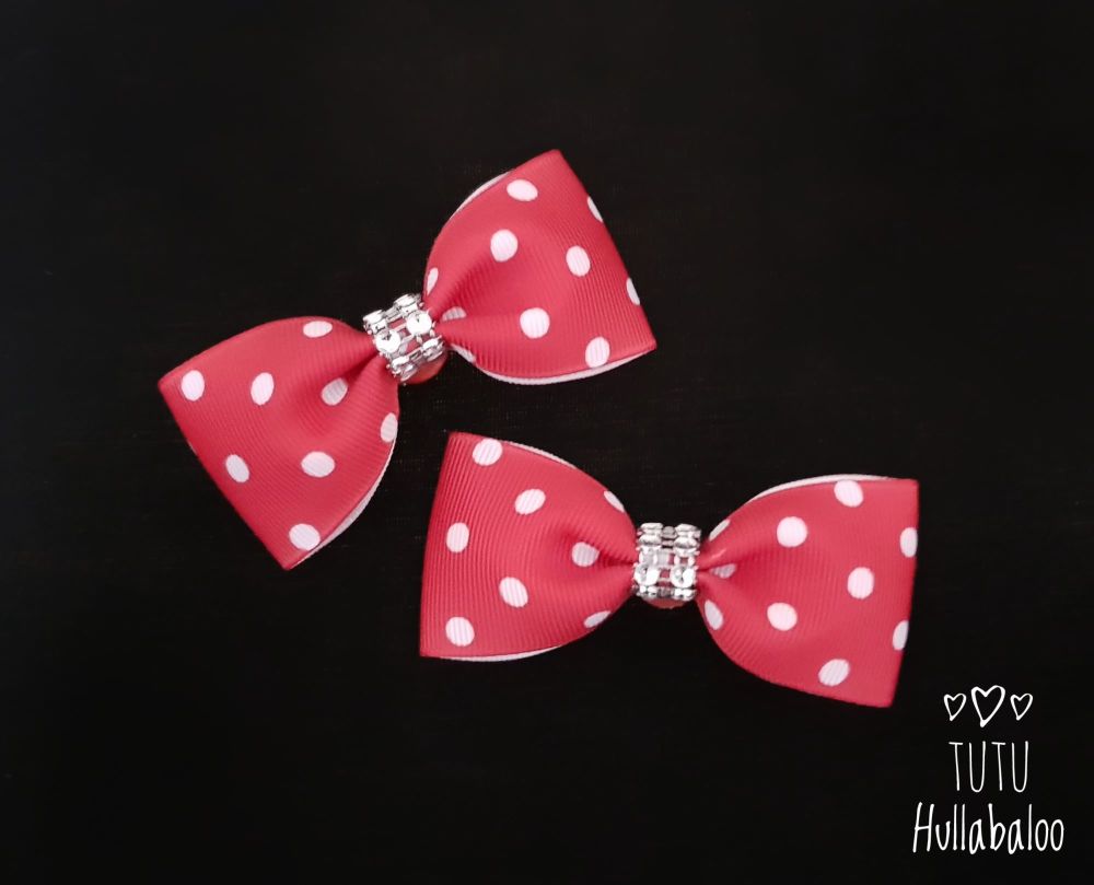Dotty Tux Bow Red/White