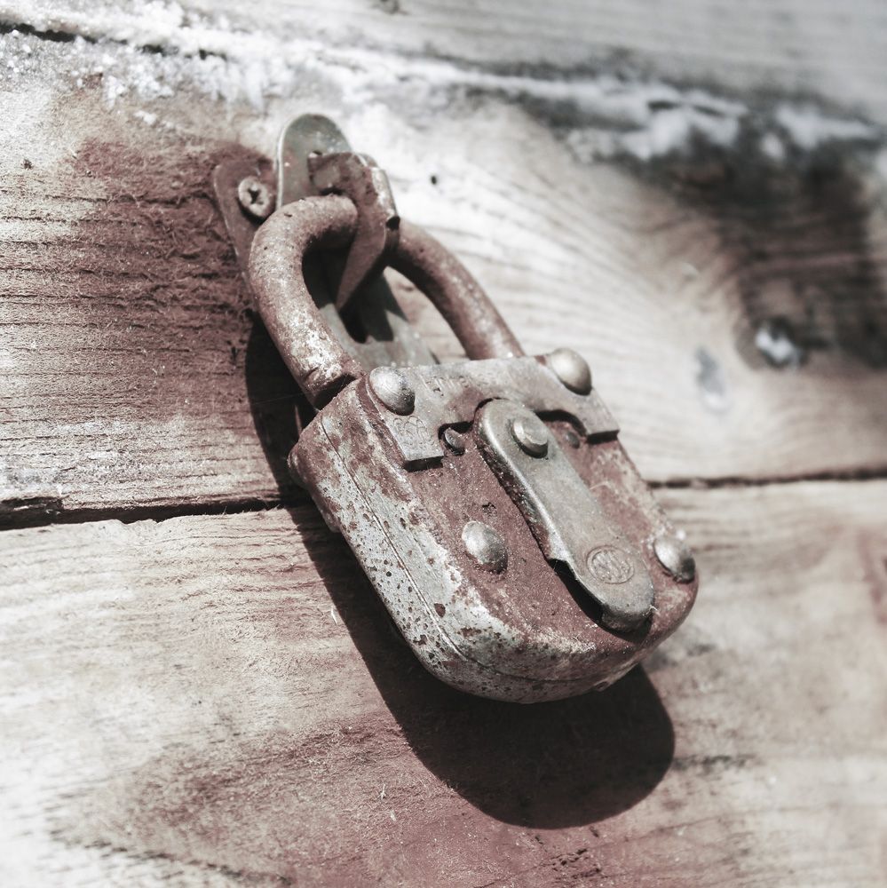 image of a padlock to denote a link to sable cloud jewellery's privacy policy