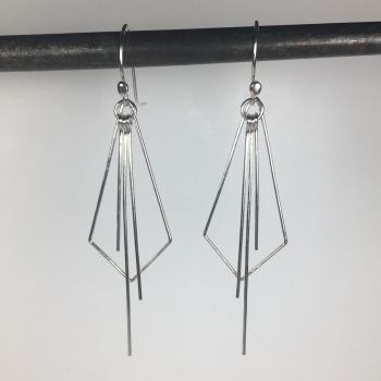 Metal Tassel - Kite Earrings