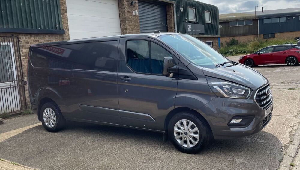 2021 FORD TRANSIT CUSTOM 320LMTD 170PS*LIMITED*LWB*AUTO*TAILGATE TOP SPEC ++