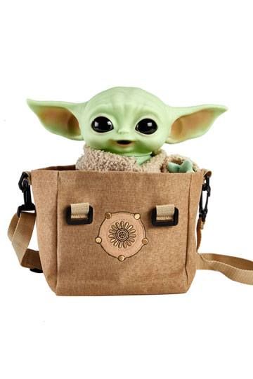 Star Wars The Mandalorian Electronic Plush Figure with Shoulder Bag The Chi