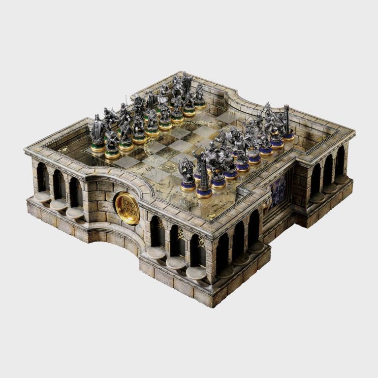 Lord Of The Rings Chess Set
