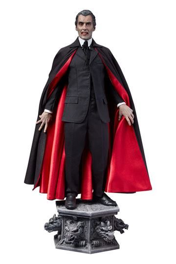 Dracula Premium Format Statue Dracula (Christopher Lee) 56 cm SS300295