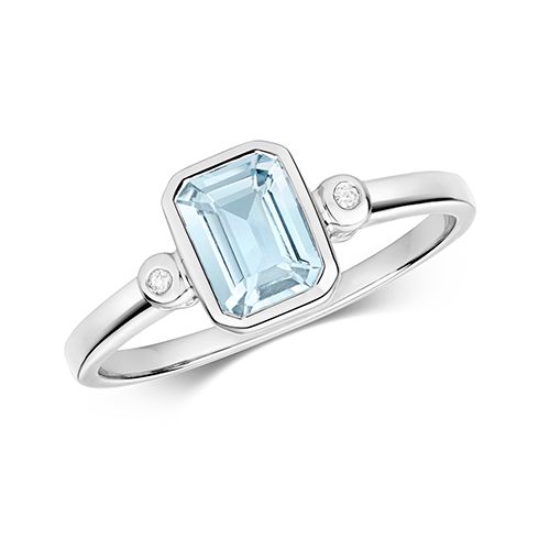 9CT DIAMOND & AQUAMARINE RING