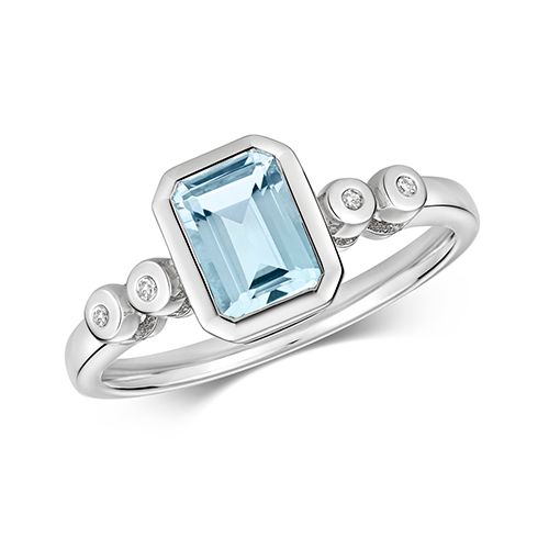 9CT DIAMOND & AQUAMARINE RING