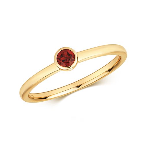 9CT GARNET RING