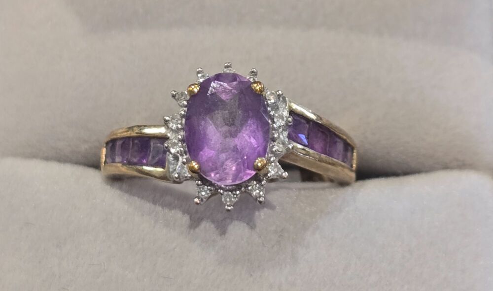9ct Amethyst Diamond Ring