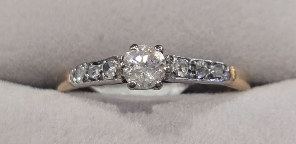 18ct Diamond 0.40ct Ring