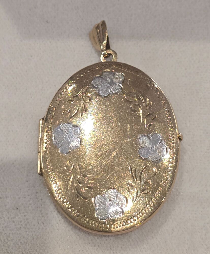 9ct Large Locket