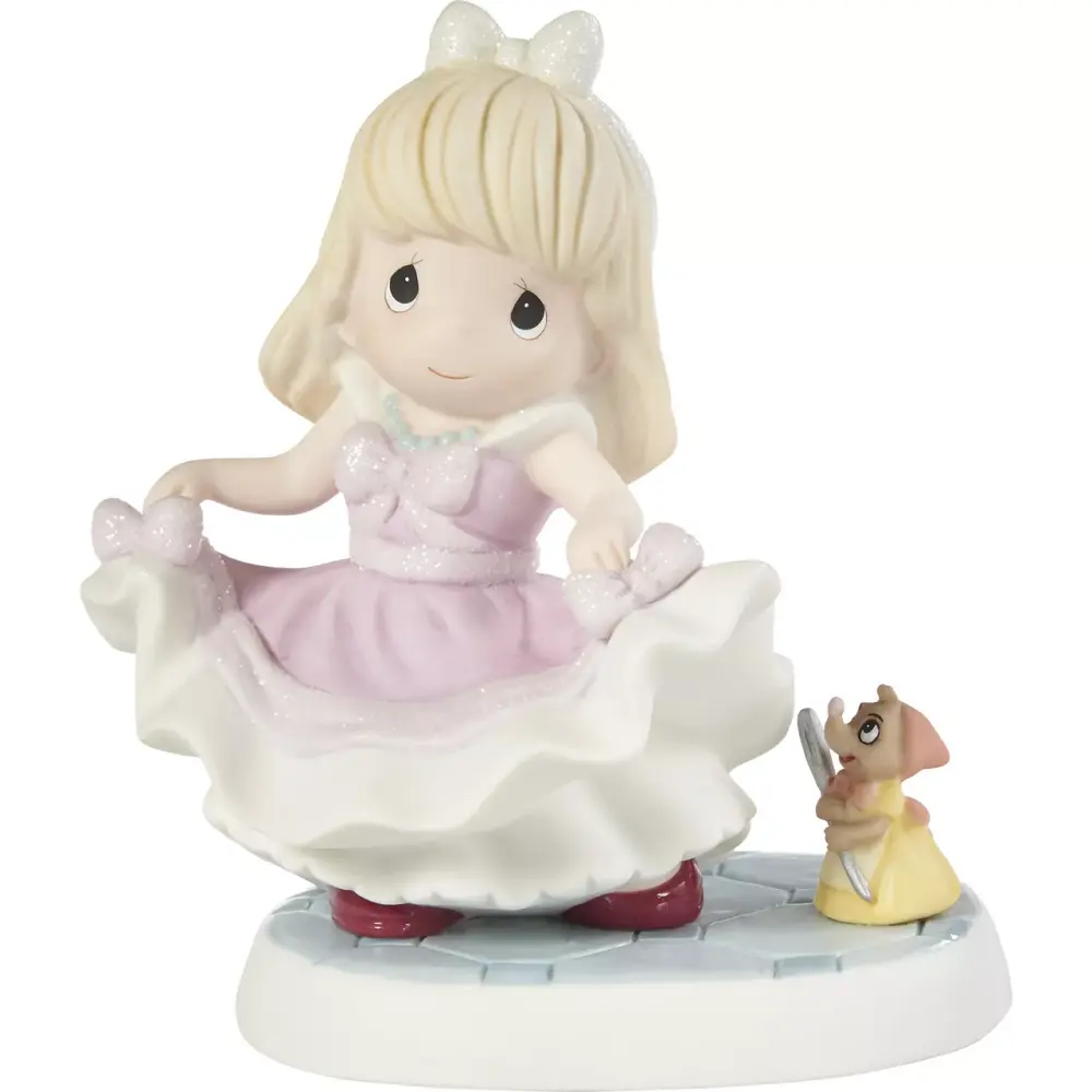 Precious Moments Disney Cinderella Never Stop Dreaming Figurine - 211025