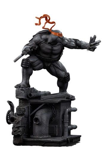 Teenage Mutant Ninja Turtles Art Scale Statue 1/10 Michelangelo Black and White Variant 26 cm heo exclusive
