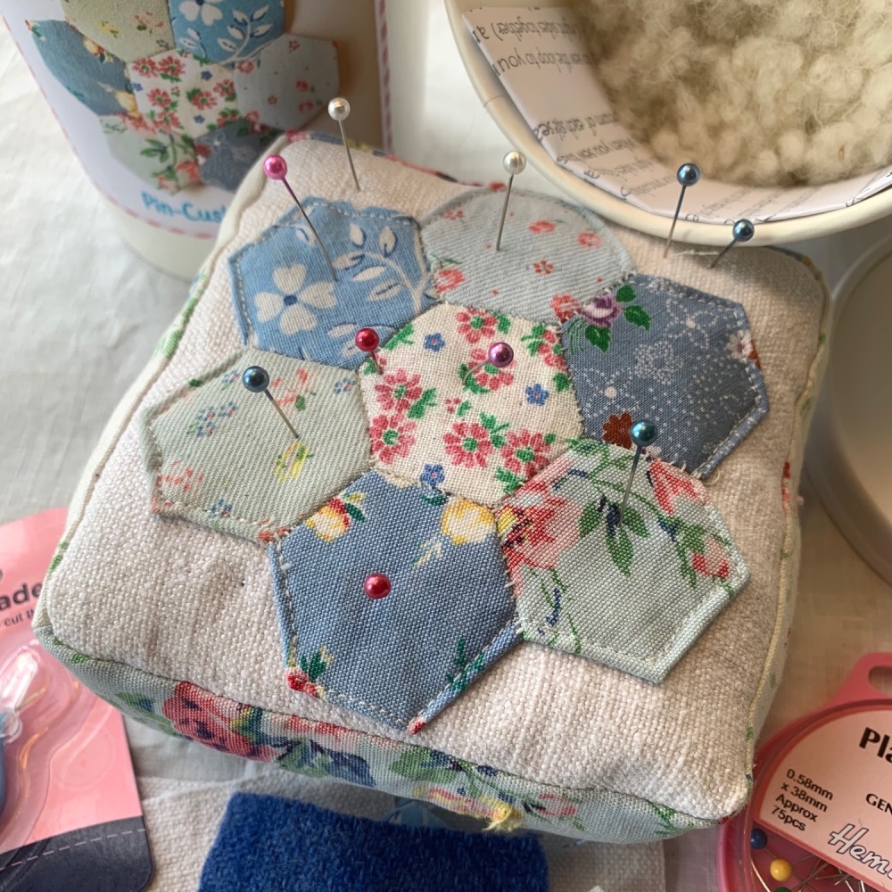 Vintage Hexie Pincushion Kit