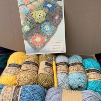 Cosmos Blanket Kit - On the Beach - Blue Main Colour