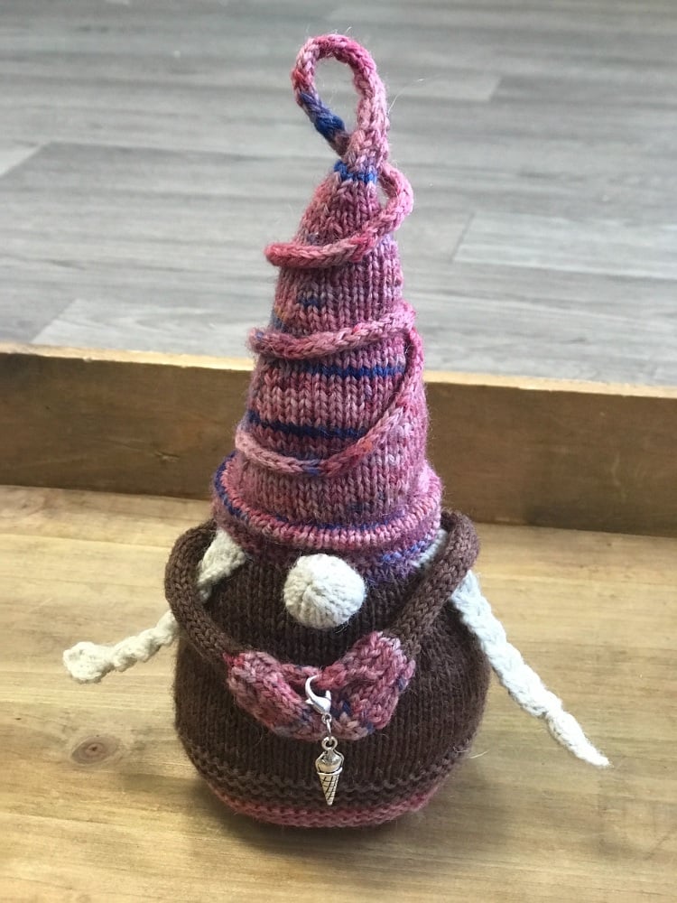 *** Pre-Order *** Gnorwen - All Work Gnome Play