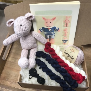 New Pig in a Sailor Suit with Babytoly organic cotton