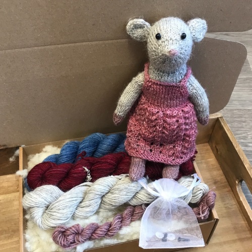 Sadie Souris Yarn Set - red and blue clothes with extra pink for paws