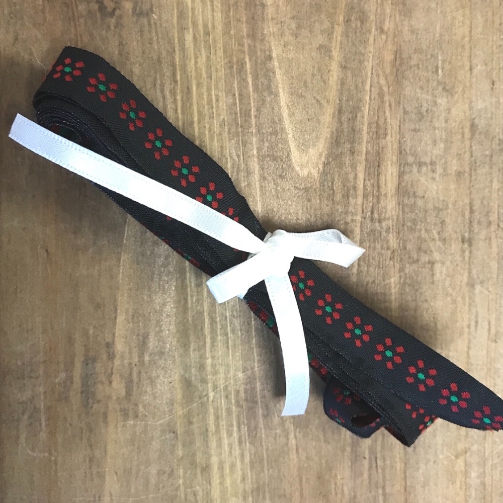 SPECIAL Retro Ribbon Bundle  - Narrow Black with red flowers 