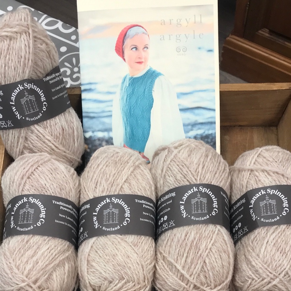 Argyll:Argyle in Un-dyed New Lanark DK - NEW NATURAL - up to size 58