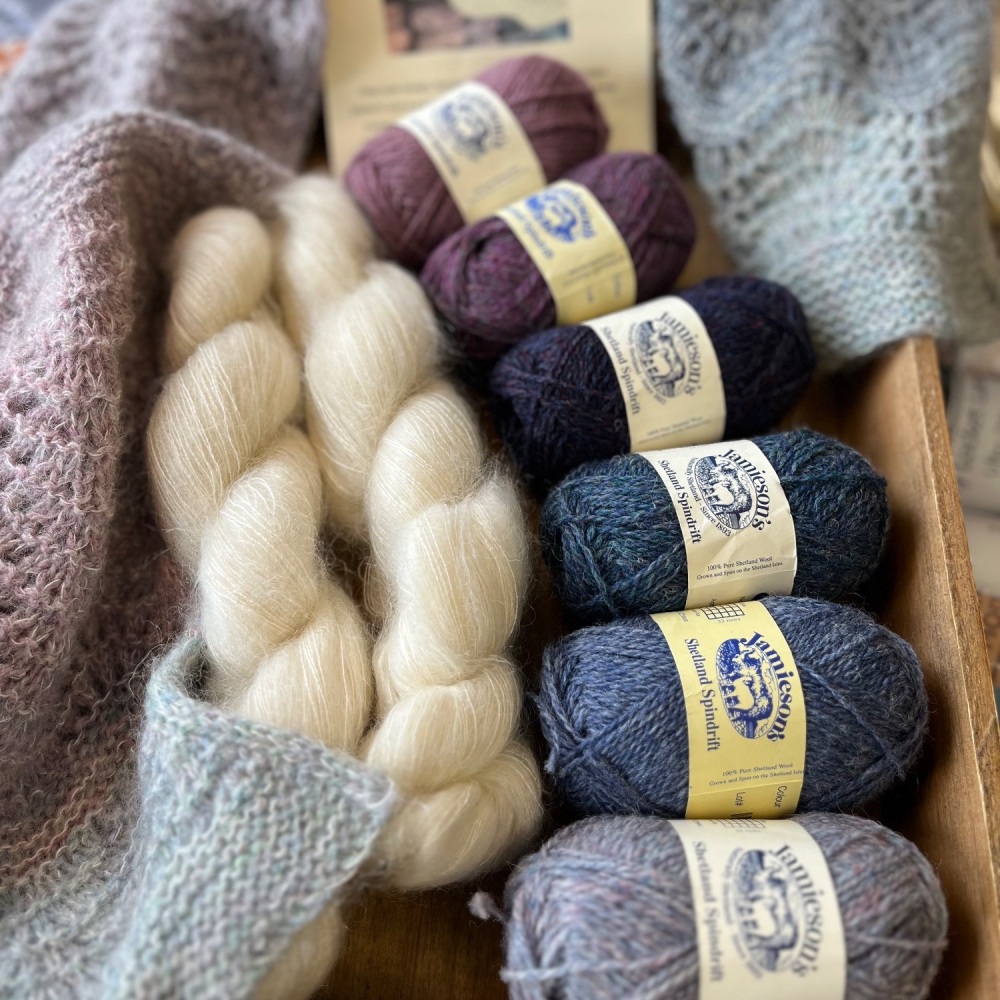 Locket’s Misty Morning Wrap kit - Dusk