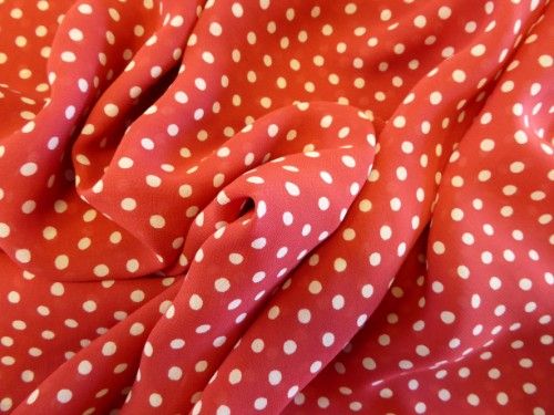  Red and white spot Viscose, VC0023