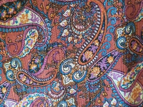 Paisley with gold thread semi sheer, PL0106, 150 cm