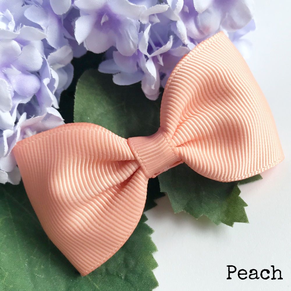 3 inch Classic Bow - Peach - Alligator clip or bobble