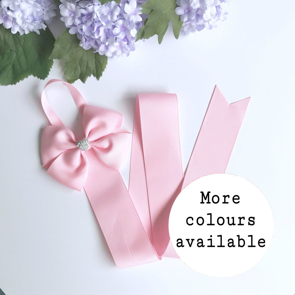 Ribbon Bow Holder