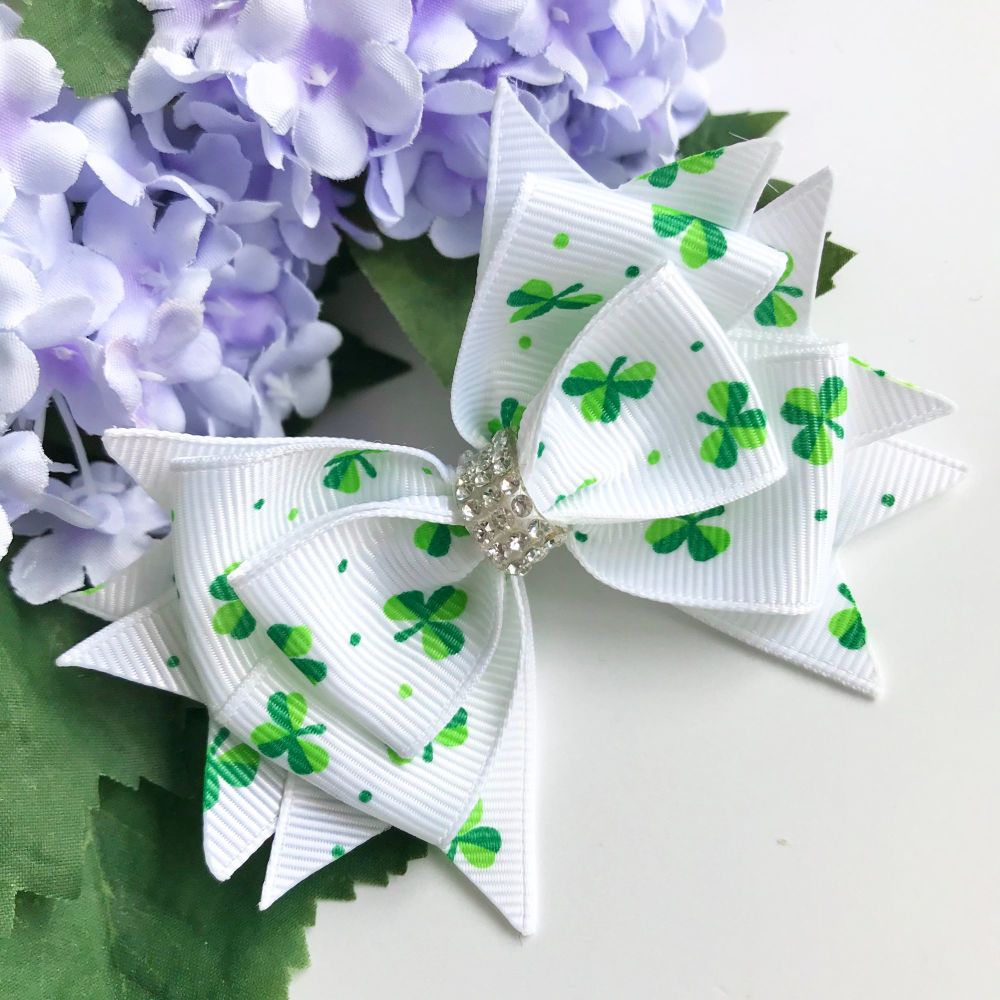 3.5 inch Stacked bow - White clover - Single prong clip