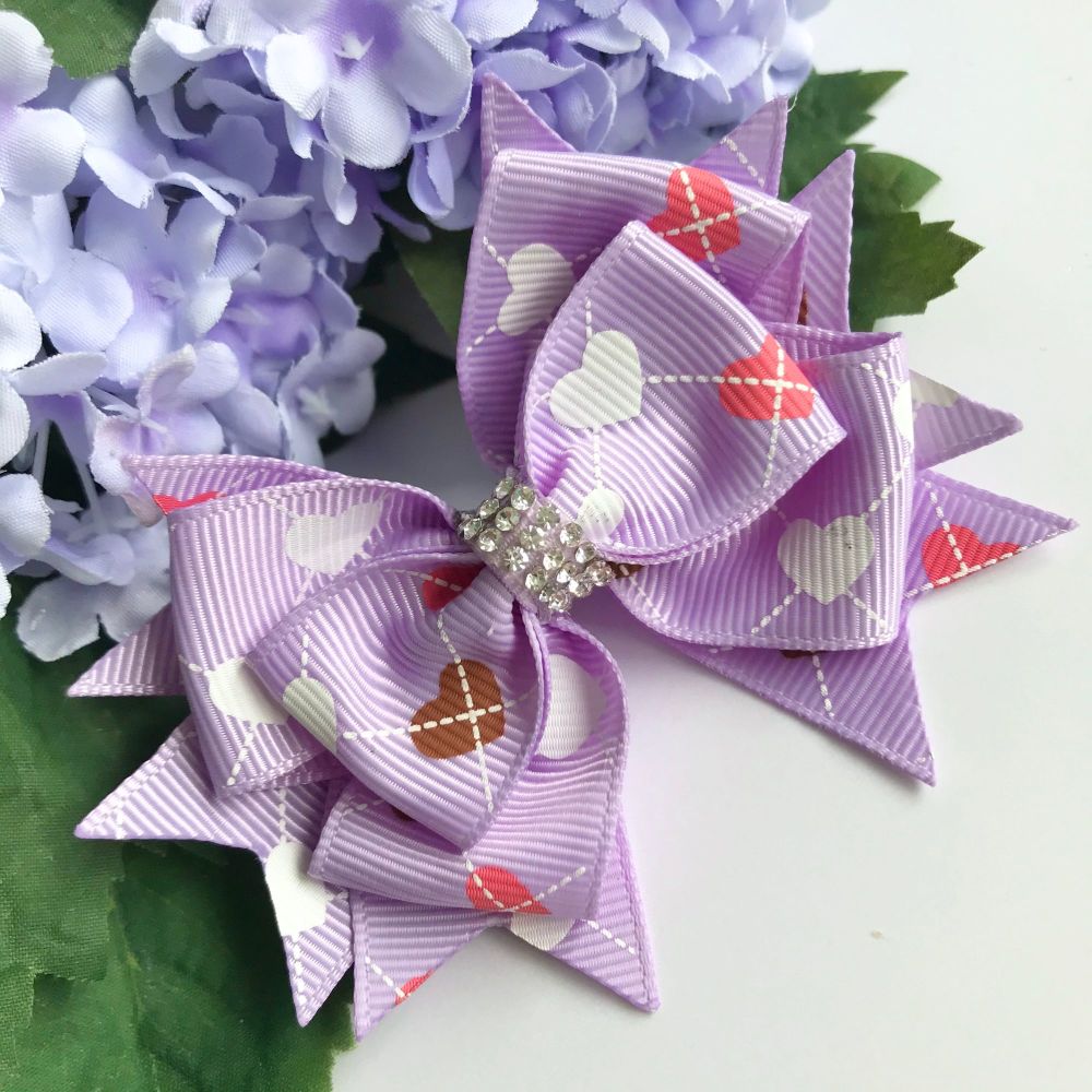 3.5 inch Stacked bow - Lilac heart check - Single prong clip