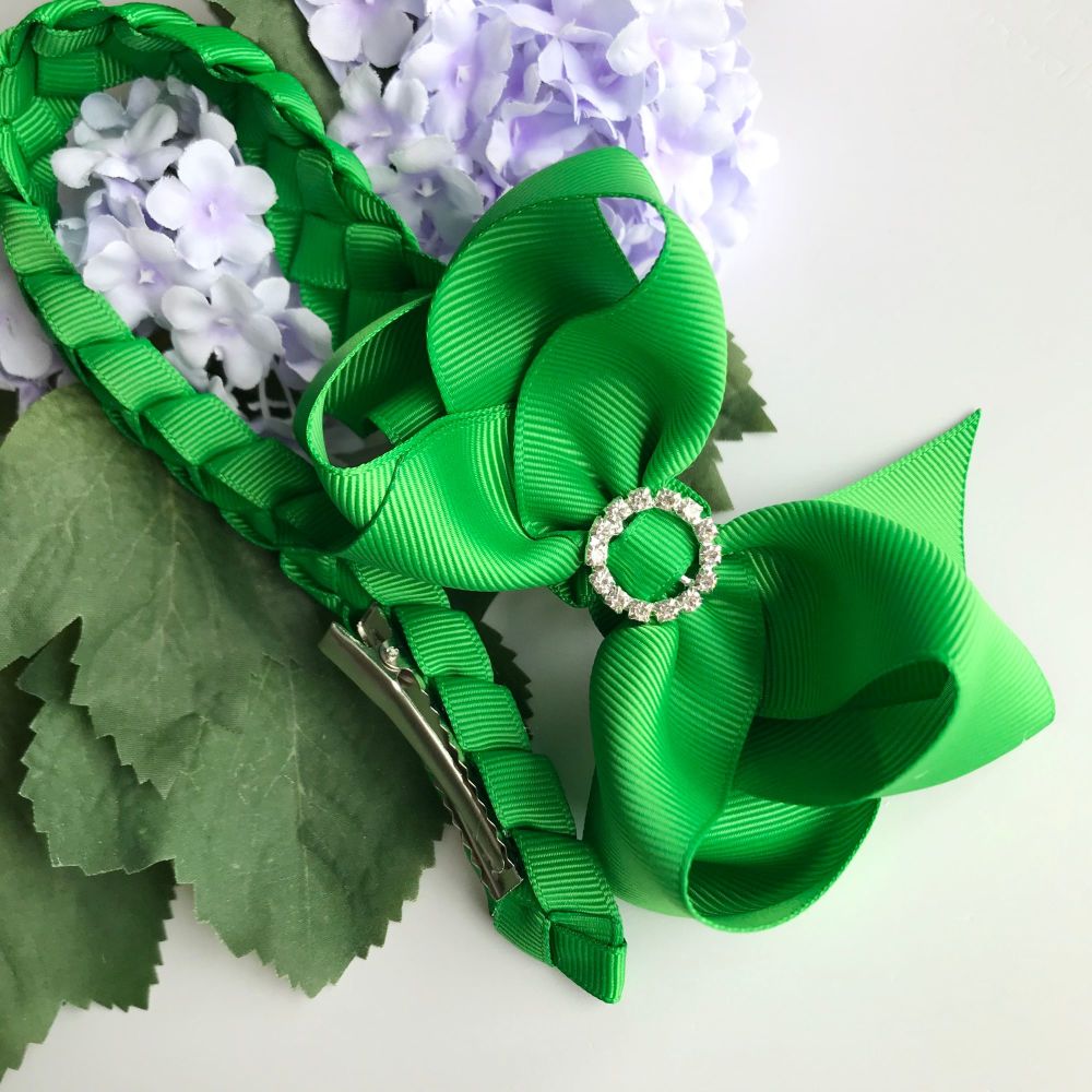 Bun Wrap with 4 inch Bowtique Bow - Classical green - Clips