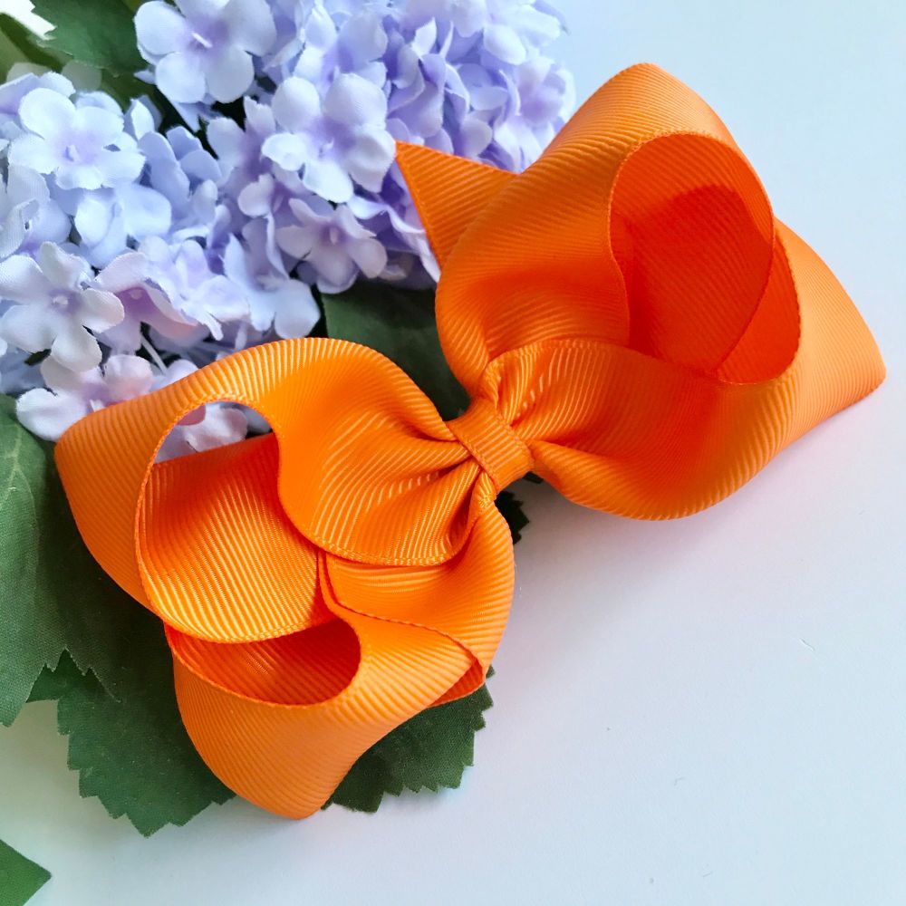 4 inch Bowtique Bow - Tangerine - Alligator clip or bobble