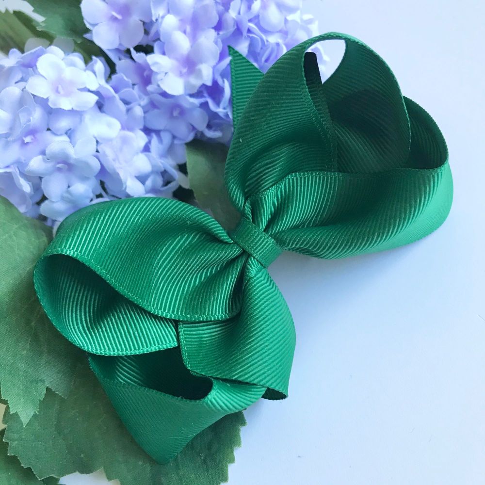 4 inch Bowtique Bow - Forest green - Alligator clip or bobble