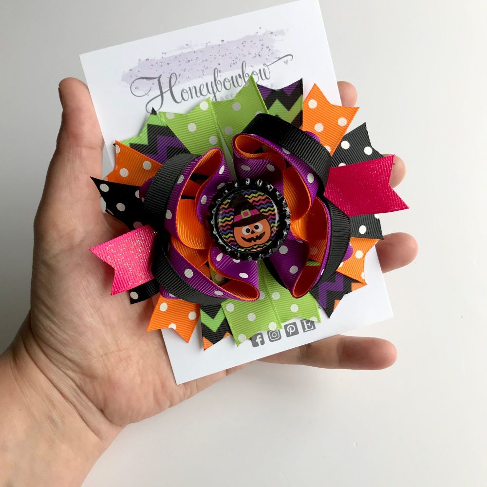 z 5 inch stacked bow - Halloween scary pumpkin - clip