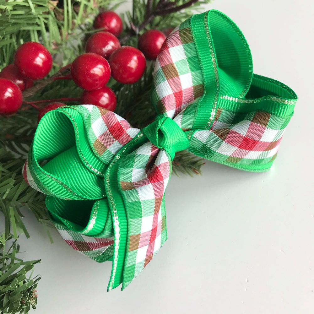 4 inch Bowtique Bow - Green, white and red tartan - Prong clip